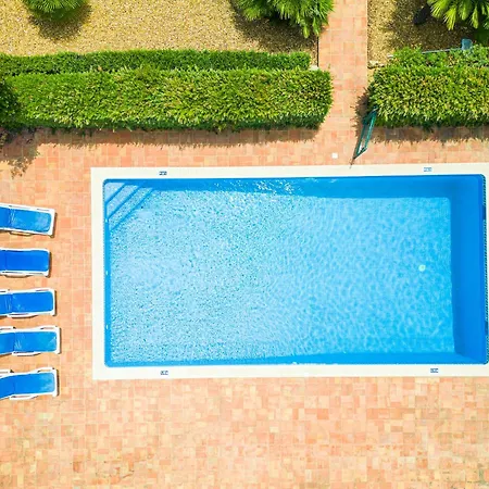 Salgados Sea Golf Villa *